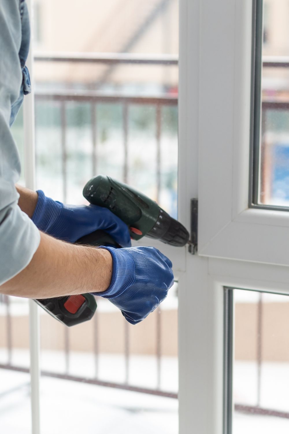 Réparation Fenêtre Cambrai - Nous réparons tout type de fenêtres à Cambrai, en bois, en acier, en aluminium et fenêtre en PVC
